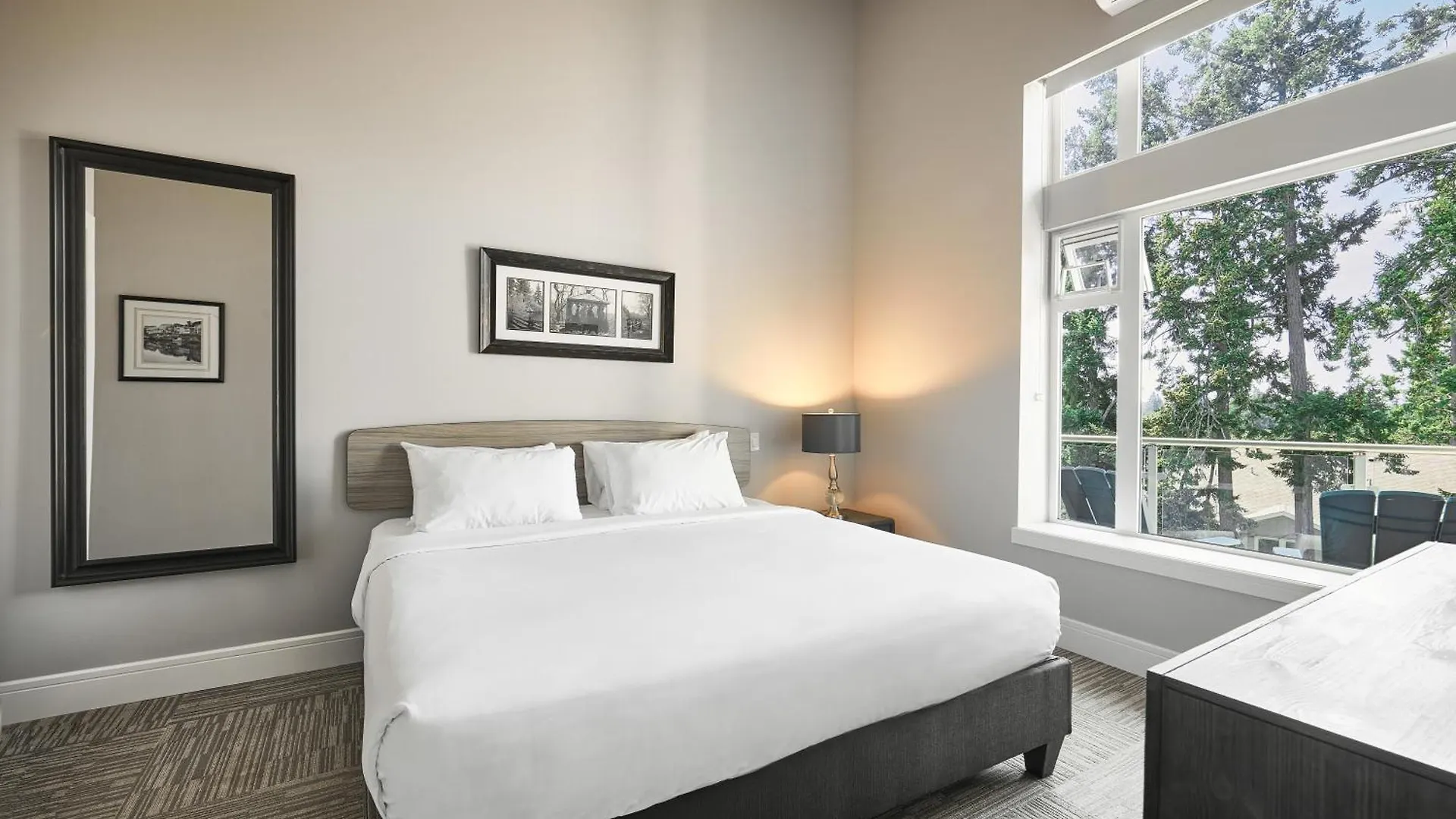 Solo Suites Langford